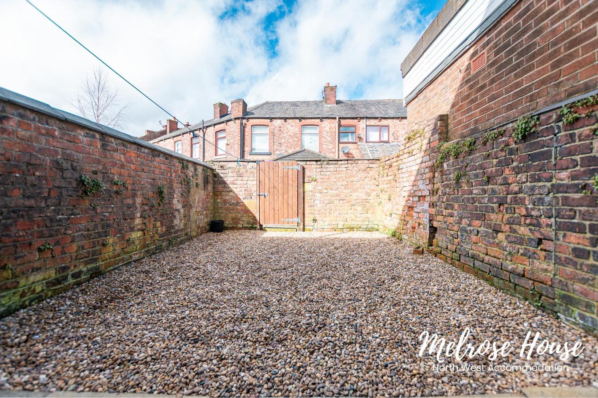 Manchester Work Stays 2Br Home With Parking & Wifi المظهر الخارجي الصورة