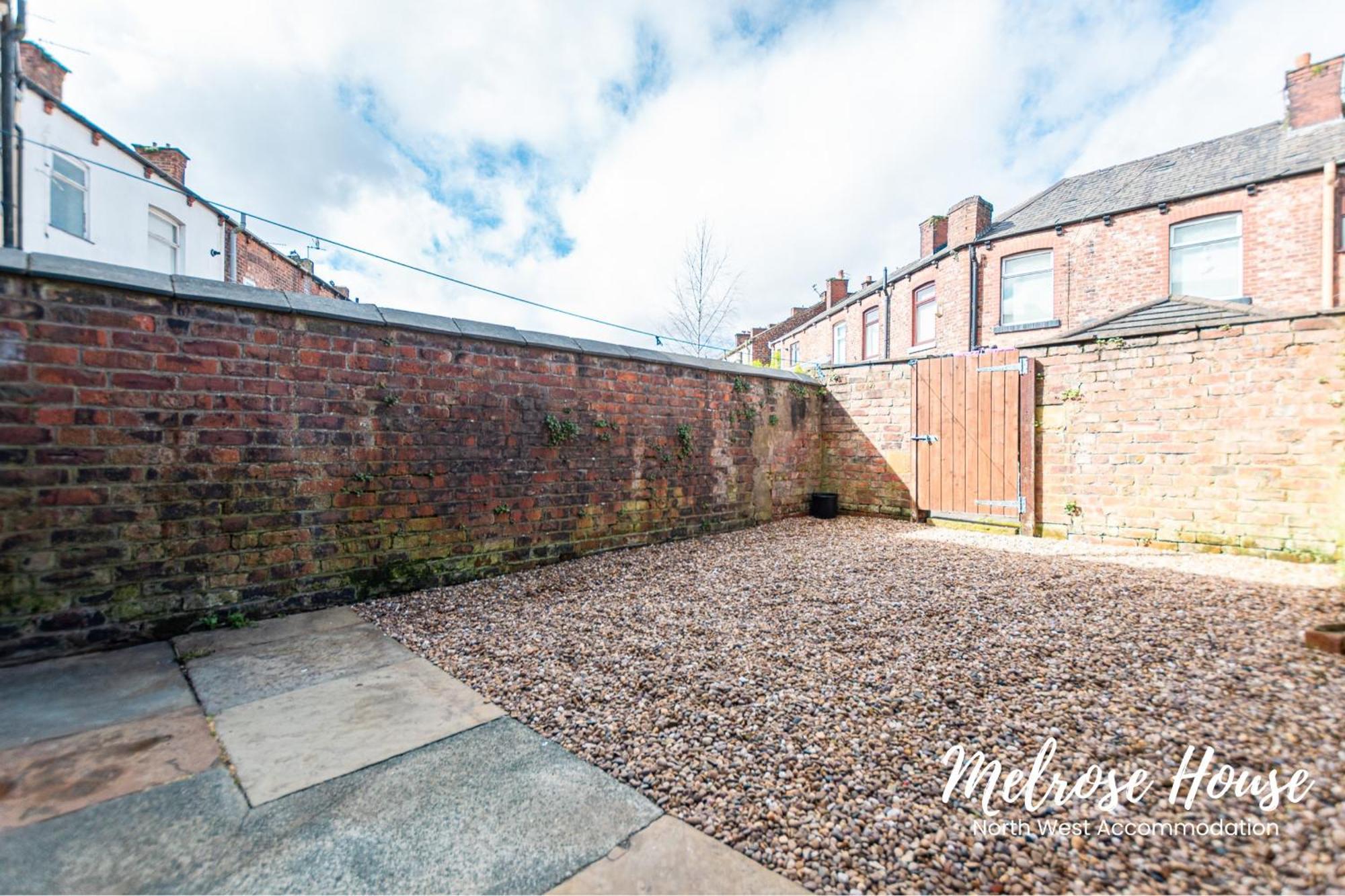 Manchester Work Stays 2Br Home With Parking & Wifi المظهر الخارجي الصورة
