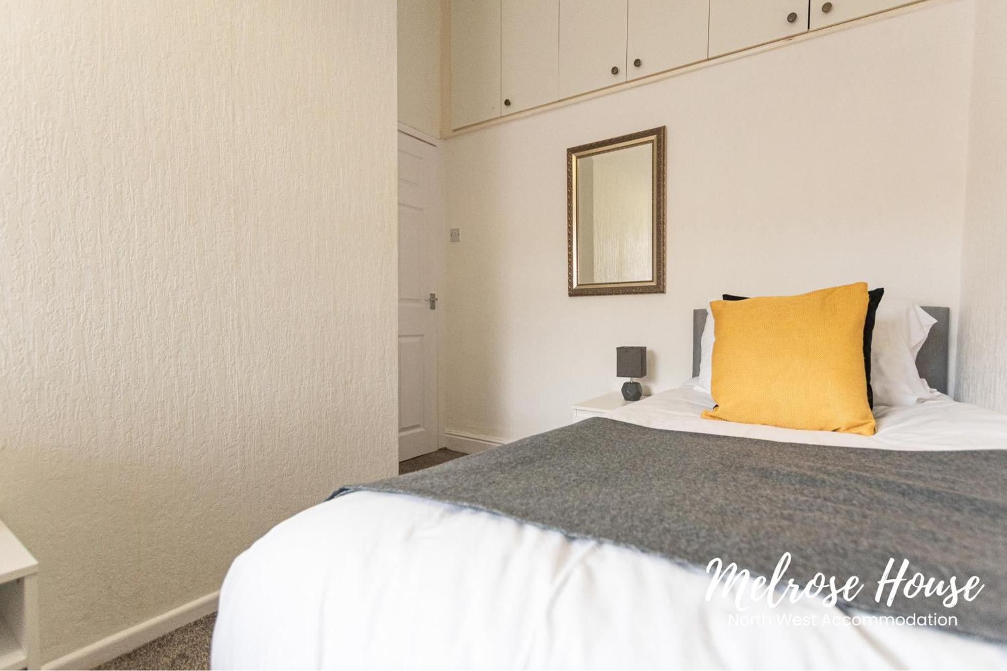Manchester Work Stays 2Br Home With Parking & Wifi المظهر الخارجي الصورة