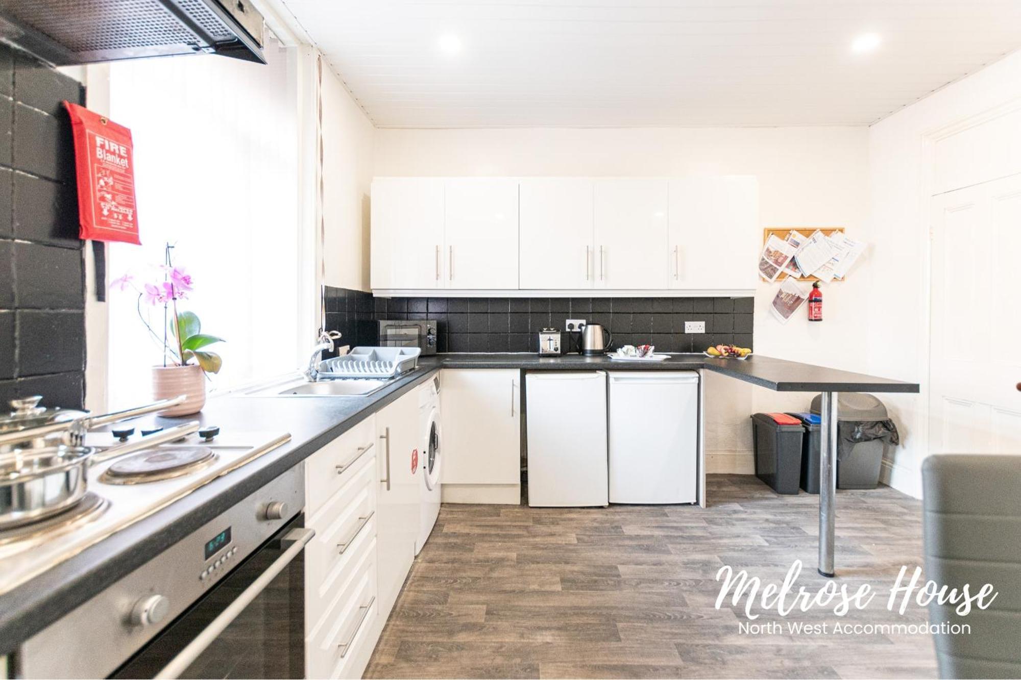 Manchester Work Stays 2Br Home With Parking & Wifi المظهر الخارجي الصورة